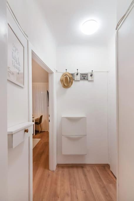 Ruhelage Im Zentrum Nahe Schottentor-Contactless Self-Check-In Vídeň Exteriér fotografie